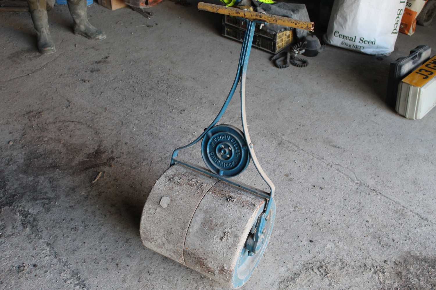 Lot 27 - Cambridge Garden Roll (W Eaden Lilley)