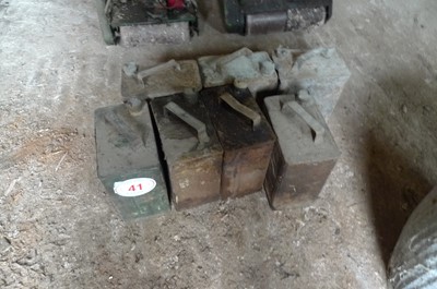 Lot 41 - 4 x 2 gal Oil Cans