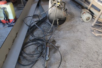 Lot 51 - Air Compressor - Airmate T3100-D 3.0hp