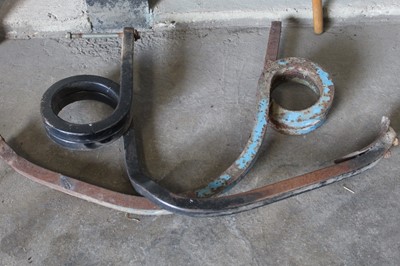 Lot 82 - 2 x Pigtail Tines
