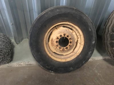 Lot 118 - Goodyear 750-16 Wheel