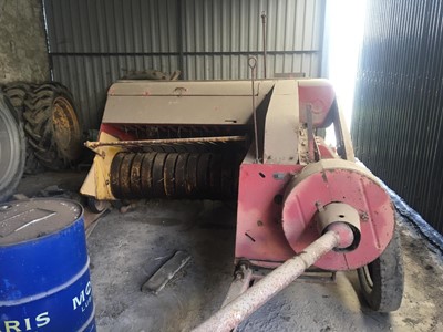Lot 164 - A New Holland Baler