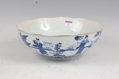 Lot 6 - A Chinese export porcelain blue & white bowl,...