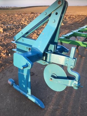 Lot 199 - Mole plough