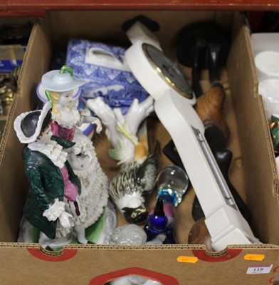 Lot 118 - A box of miscellaneous items, to include a...