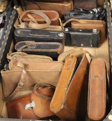 Lot 129 - A box of miscellaneous cameras, to include a...