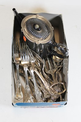Lot 347 - A collection of loose silver plated flatware...