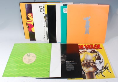 Lot 581 - A collection of assorted mainly...