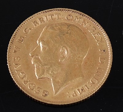 Lot 2018 - Great Britain, 1911 gold half sovereign,...