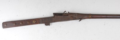 Lot 28 - * An early 19th century Indian matchlock...