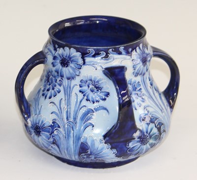 Lot 19 - William Moorcroft for James MacIntyre & Co -...