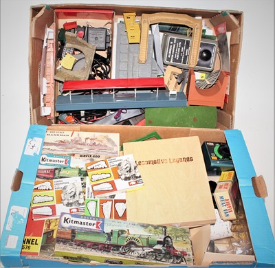 Lot 443 - Two trays containing a large quantity of...