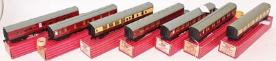 Lot 574 - Seven Hornby-Dublo Super Detail coaches all (E-...
