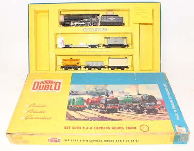 Lot 324 - Hornby Dublo 2024 2-rail 2-8-0 Express Goods...