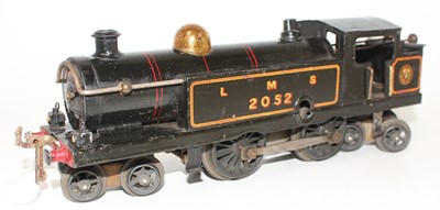 Lot 222 - Hornby 1926-28 No.2 Clockwork 4-4-4 Tank Loco,...