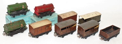 Lot 343 - Nine Pre-WAR Hornby Dublo goods wagons (All P)...