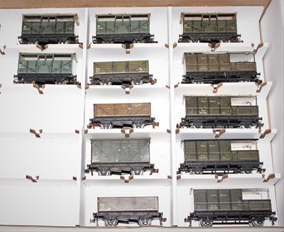 Lot 353 - 13 Post War Hornby Dublo Goods Wagons, 4x 4...
