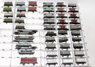 Lot 354 - 49 Hornby Dublo tinplate/diecast Post War...