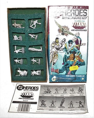 Lot 1084 - A Grenadiers Models Incorporated set No. 9502...