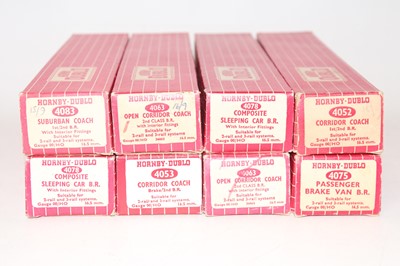 Lot 339 - 8 Hornby Dublo Super Detail maroon coaches, 3x...