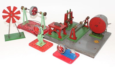 Lot 9 - Tray of mixed steam workshop accessories, to...