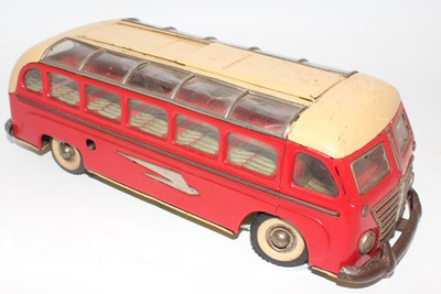 Lot 898 - An SG Gunthermann tinplate and clockwork model...
