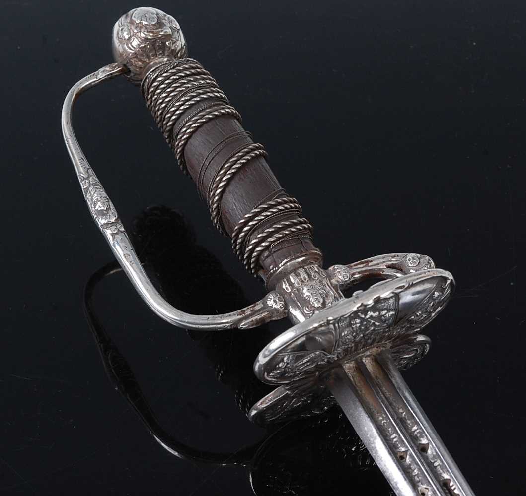 Lot 2260 - A 17th century Northern European rapier, circa...