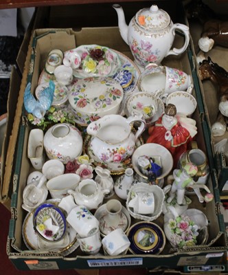 Lot 71 - A box of miscellaneous items, to include a...