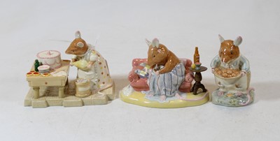 Lot 207 - Three boxed Royal Doulton Brambly Hedge...