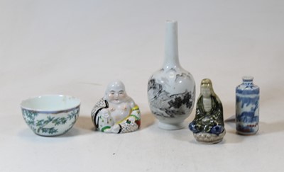 Lot 245 - A small collection of miscellaneous items, to...