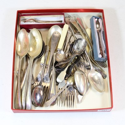 Lot 283 - A collection of miscellaneous loose flatware,...