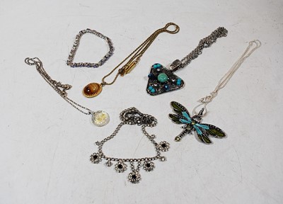 Lot 419 - A collection of modern mainly costume...