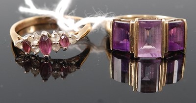 Lot 352 - A modern 9ct gold baguette cut amethyst...