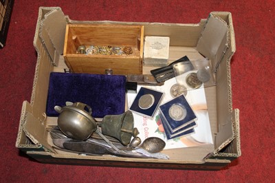 Lot 491 - A collection of miscellaneous items to include...