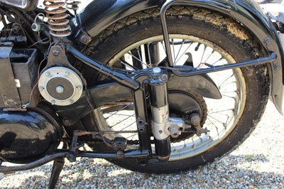 Lot 3437 - A 1952 Norton 88 Dominator, registration UPU...