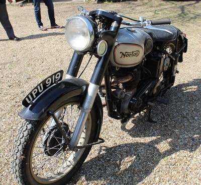 Lot 3437 - A 1952 Norton 88 Dominator, registration UPU...