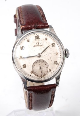 Lot 2643 - A vintage gent's Omega steel cased wristwatch,...