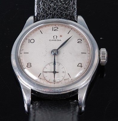 Lot 2647 - A vintage gent's Omega steel cased wristwatch,...