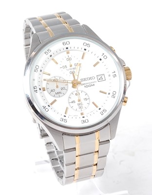 Lot 2748 - A gent's steel cased Seiko chronograph having...