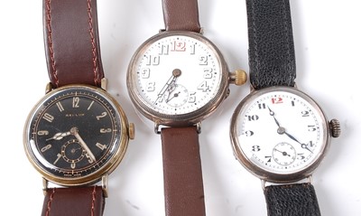 Lot 2755 - Assorted vintage mechanical wrist watches to...