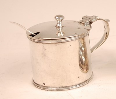 Lot 3062 - An Edwardian silver mustard pot with blue...