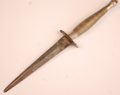 Lot 2240 - A Fairbairn-Sykes 1st Pattern Commando...