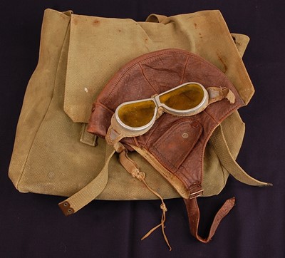 Lot 2442 - A collection of miscellaneous items to include...