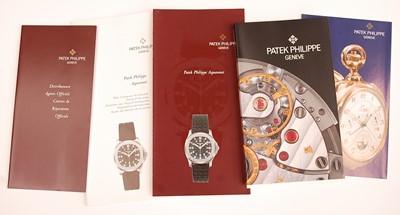 Lot 3160 - A gent's Patek Philippe Aquanaut stainless...