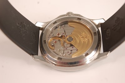 Lot 3160 - A gent's Patek Philippe Aquanaut stainless...
