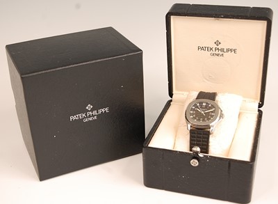 Lot 3160 - A gent's Patek Philippe Aquanaut stainless...