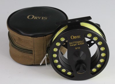 Lot 2653 - An Orvis Battenkill Large Arbor 9/10 4 1/4"...