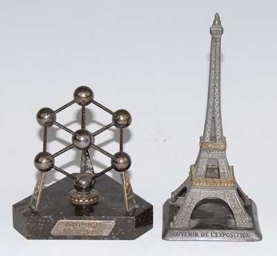 Lot 2078 - An Atomium Brussels 1958 desk weight, the...