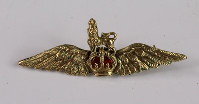 Lot 2486 - An Army Pilot's 9ct gold and enamelled...