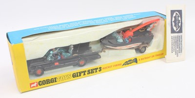 Lot 1120 - A Corgi Toys Gift Set 3 Batmobile & Batboat on...